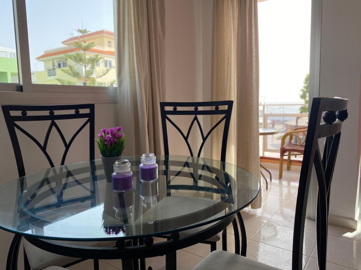 Seaside Apartment With Balcony Las Galletas Buitenkant foto